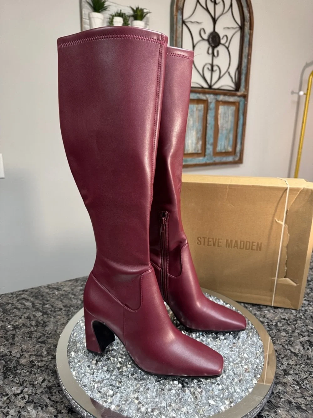 Steve Madden Lamar’s tall Block Heel Boots in Wine square toe NEW 7